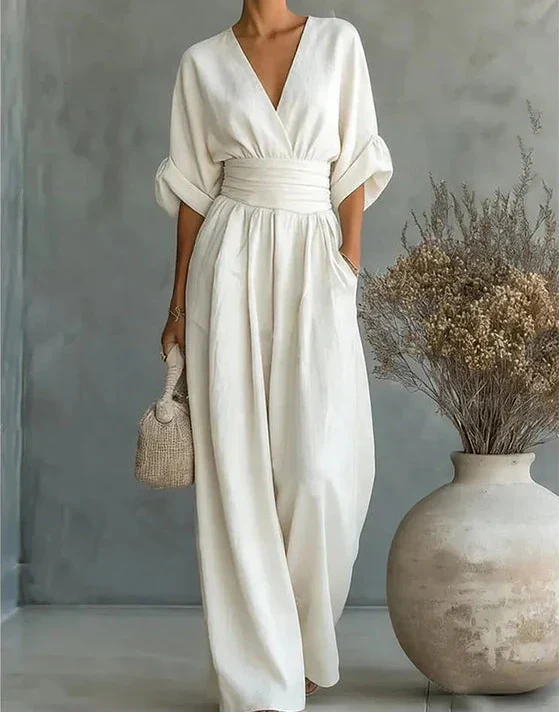 Daniela - Elegant jumpsuit med V-hals och vida ben